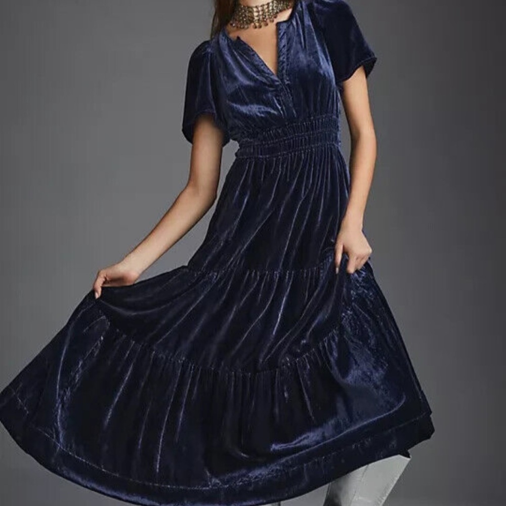 Elegant Navy Blue Velvet Dress